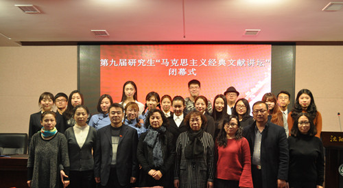 585353161ce90.jpg 合影留念.jpg